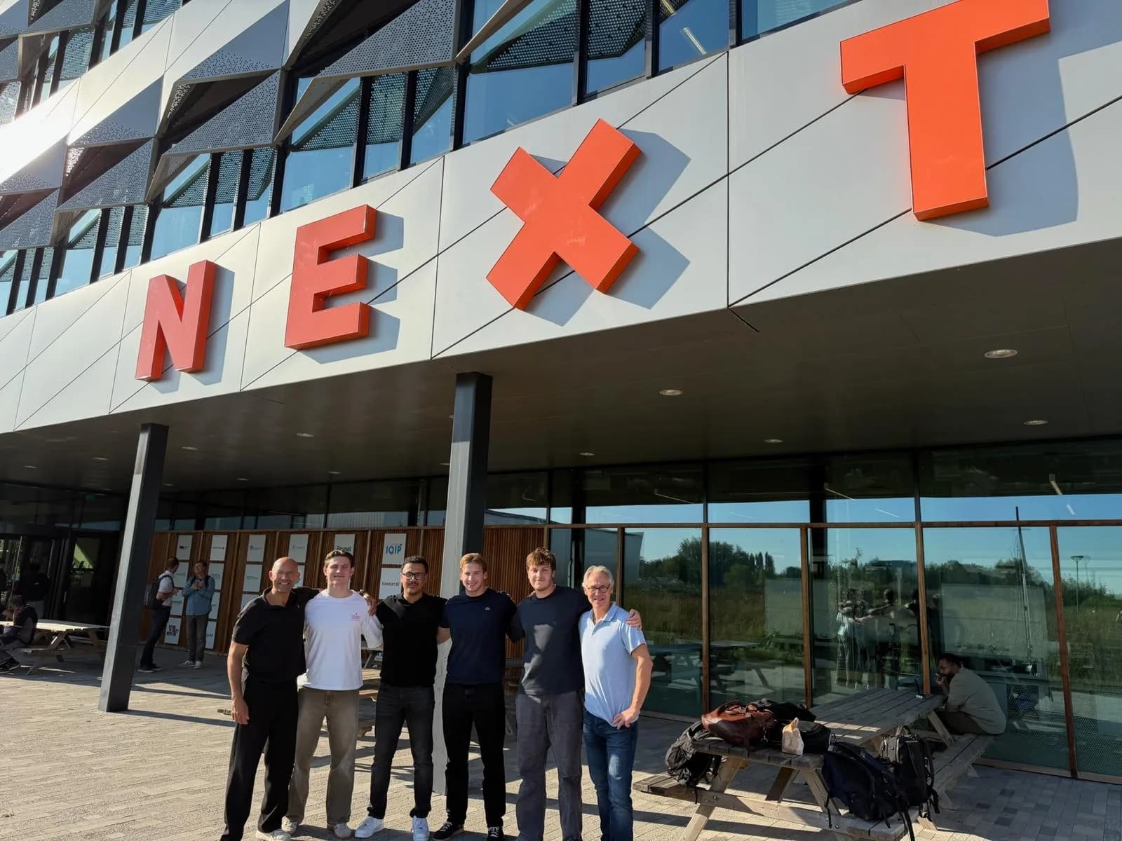 Het team van Humanaize voor het kantoor